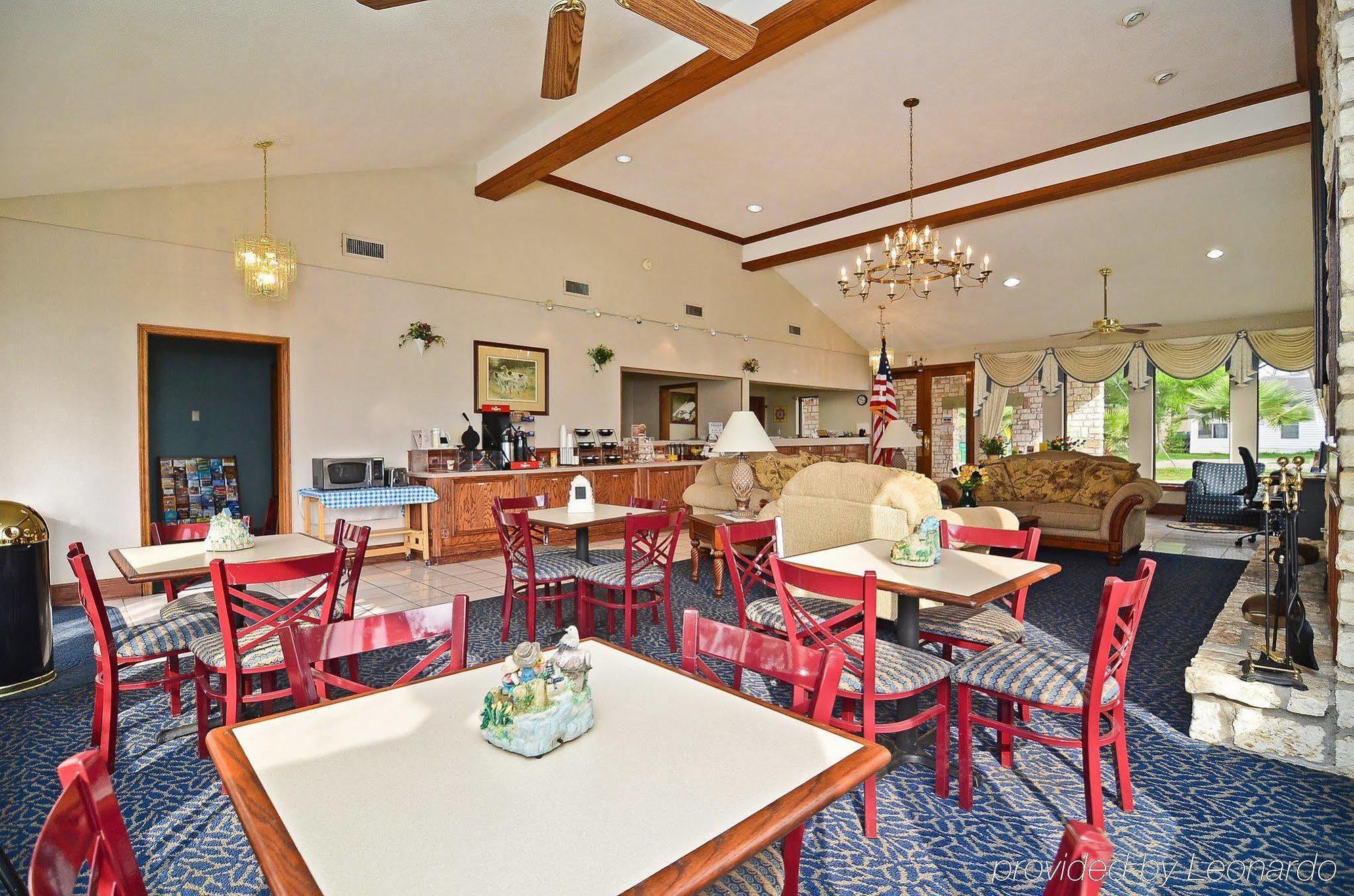 Americas Best Value Inn West Columbia Restaurant photo